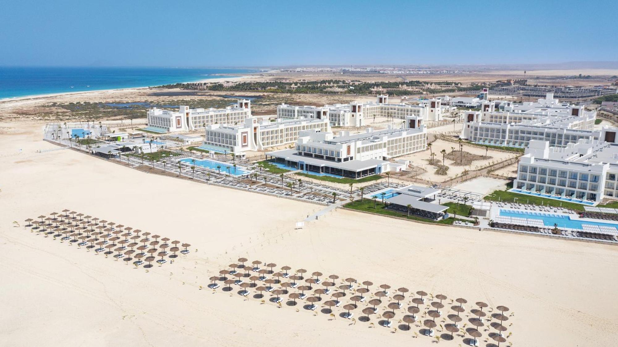 Hotel Riu Palace Santa Maria Esterno foto